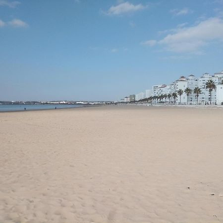 Primera Linea De Playa En Valdelagrana El Puerto de Santa Maria Luaran gambar